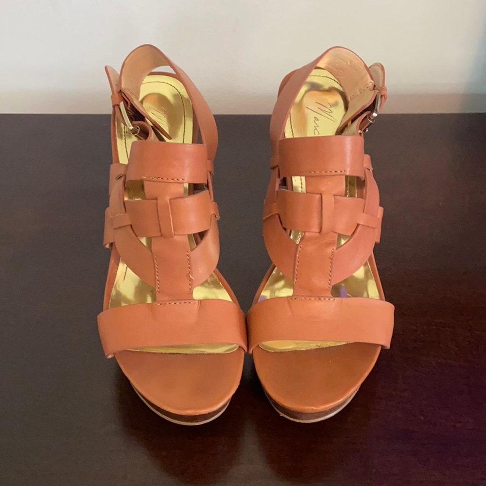 Marc Fisher MF Stanley Neutral Leather Size: 7